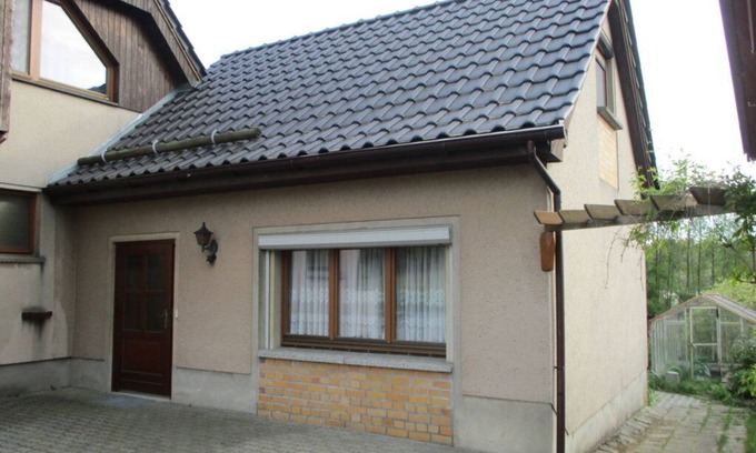 Neusalza-Spremberg Apartment | Apartment by the lake-new with balcony