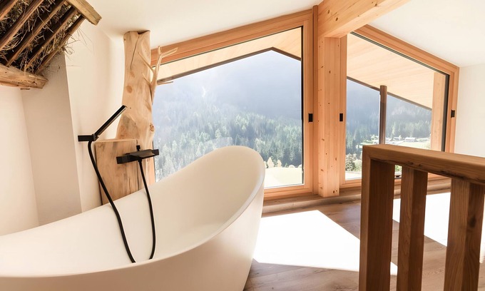 Selva dei Molini Apartment | Apartment 'Chalet-Suite Panorama' with Mountain View, Private Terrace and Wi-Fi