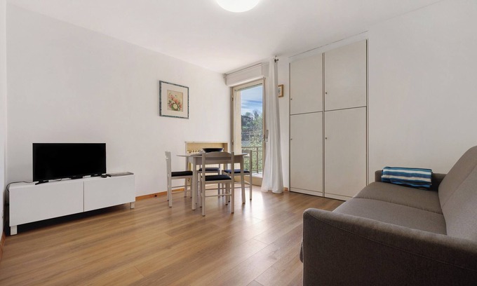 Locca Apartment | Apartment 'Ca' Da Rosetta' with Mountain View, Private Terrace and Private Garden