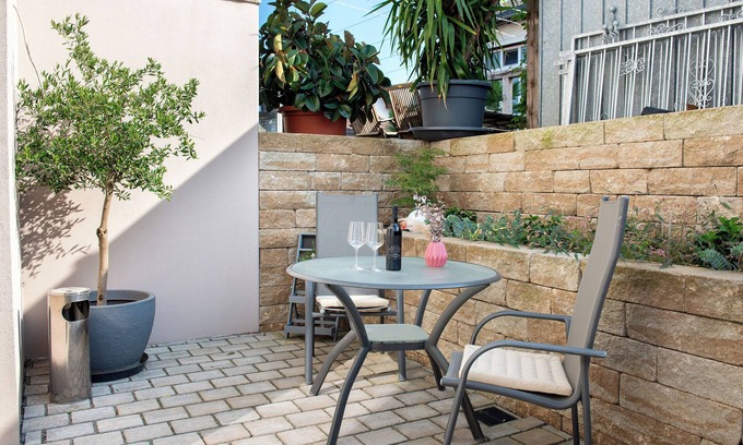 Orsingen-Nenzingen Apartment | Apartment 'Casa Ruf' with Private Terrace and Wi-Fi