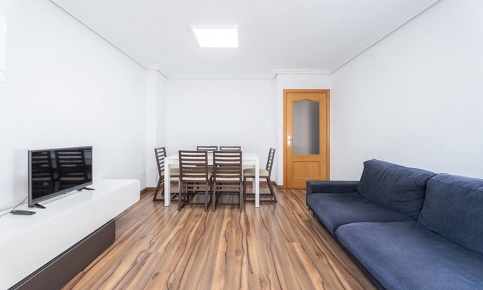 Catarroja Apartment | Apartment "Ca Vivi" with Private Terrace & Wi-Fi