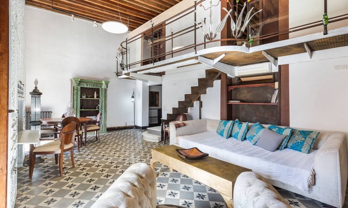 Murcia Apartment | Apartment 'Casa Catedral' with Balcony, Wi-Fi and Air Conditioning