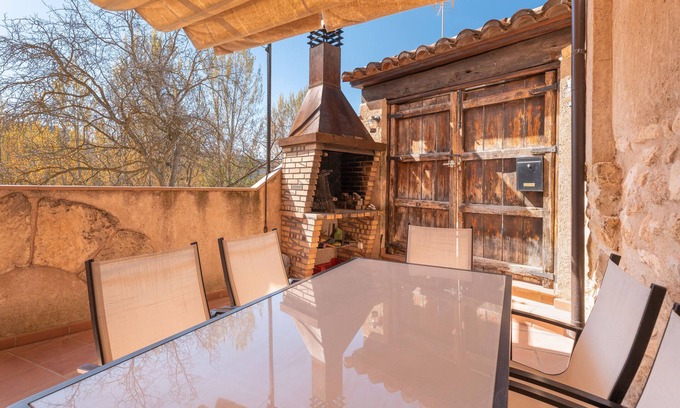 Casas Altas Apartment | Apartment 'Casa Del Arco' with Mountain View, Private Terrace and Balcony