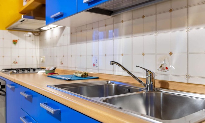 Trino Apartment | Apartment 'Casa Della Nonna 1' with Wi-Fi and Air Conditioning