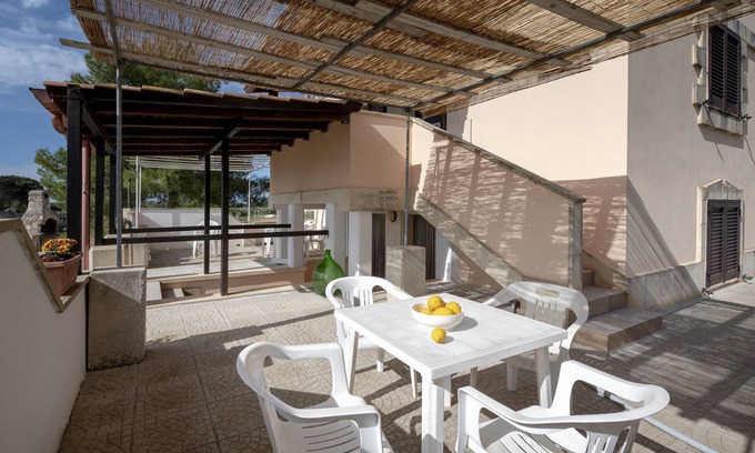 Otranto Apartment | Apartment 'Casa Di Giorgia' with Shared Terrace, Wi-Fi and Air Conditioning