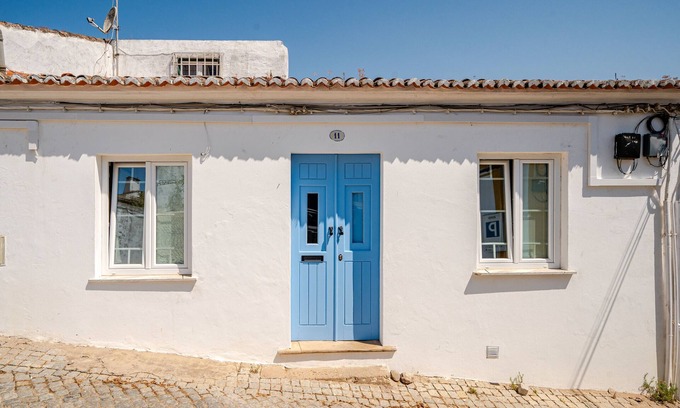 Beja Apartment | Apartment 'Casa Do Castelo' with Wi-Fi and Air Conditioning