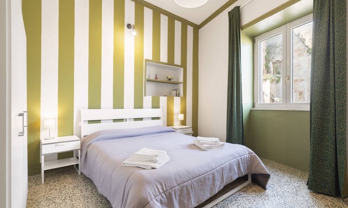 Castellammare Vucciria Apartment | Apartment 'Casa Melqart' with Wi-Fi and Air Conditioning