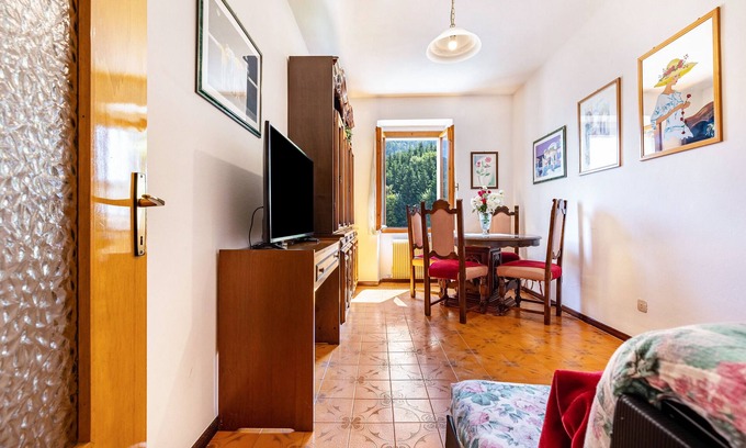 Sella Giudicarie Apartment | Apartment 'Casa Nel Borgo Rose' with Mountain View and Shared Garden