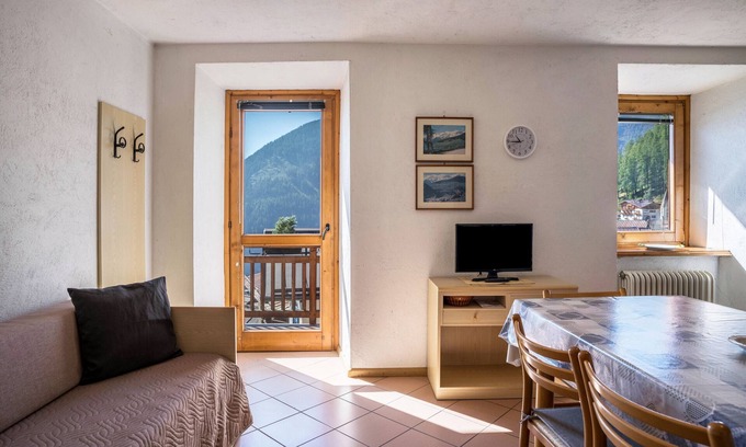 Peio Apartment | Apartment "Casa Peio" with Mountain View & Shared Garden