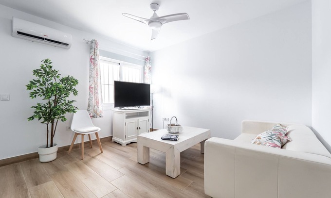 Cartaya House | Apartment "Casa Pereira" with Private Terrace, Balconies & Wi-Fi
