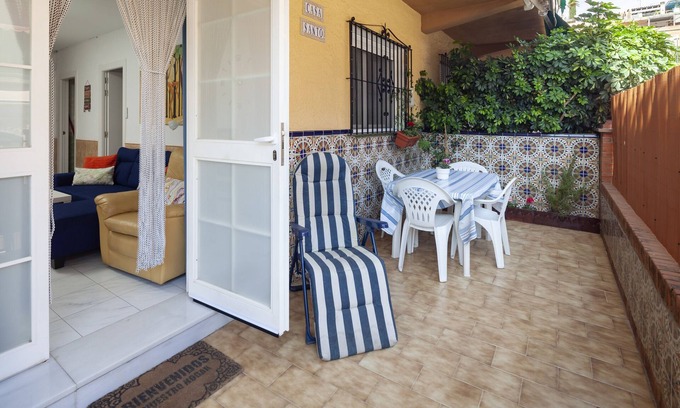 La Cala del Moral House | Apartment 'Casa Santo Front Beach' with Private Terrace and Wi-Fi