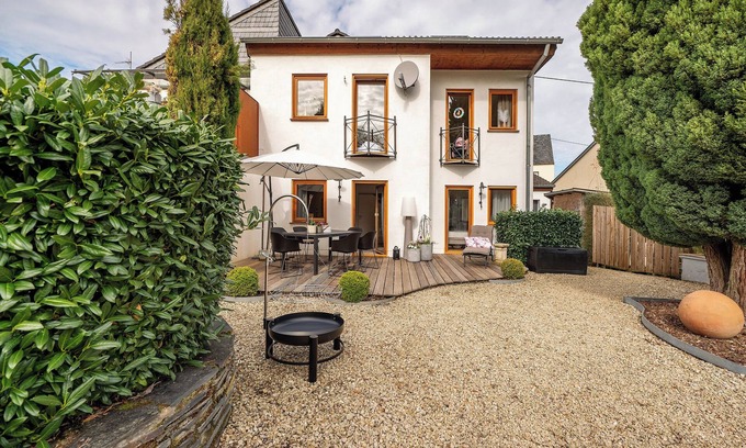 Longkamp Apartment | Apartment 'Casa Schneck' with Private Terrace and Wi-Fi