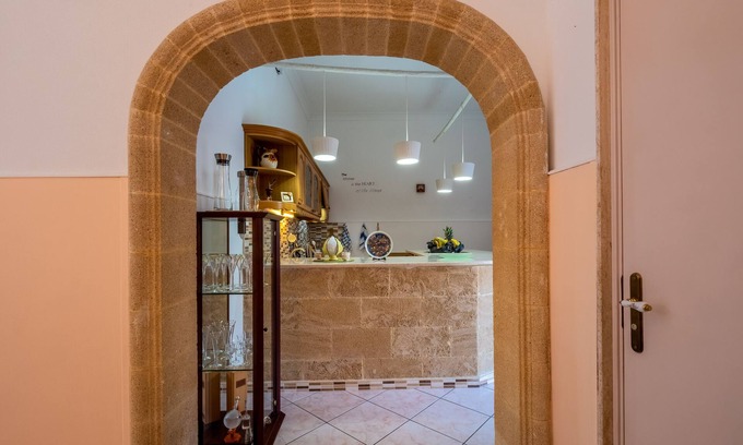 Guagnano Apartment | Apartment "Casa Vacanza Patrizia" with A/C & Garden