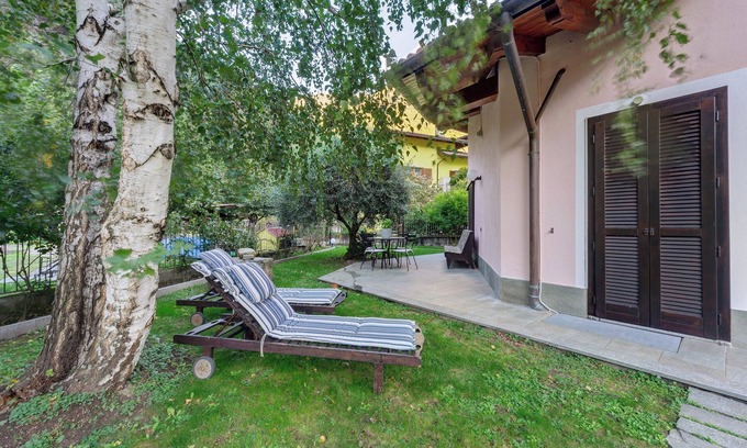 Verres Apartment | Apartment 'Casa Vacanze Villatanya - Cir 0014' with Mountain View, Shared Garden and Wi-Fi