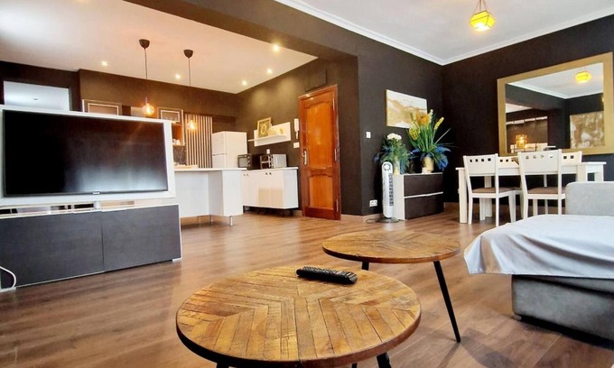Cazorla Apartment | Apartment 'Centrico Y Acogedor' with Mountain View, Wi-Fi and Air Conditioning