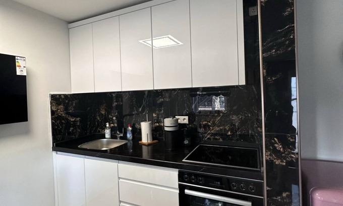 Nordost Apartment | Apartment 'Charmante Ferienwohnung In Thekla' with Wi-Fi and Air Conditioning