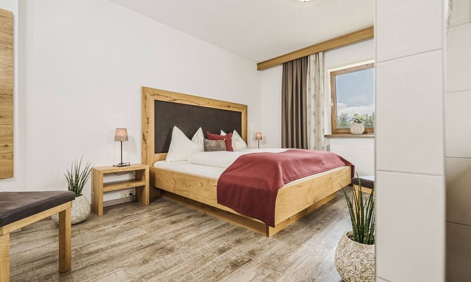 Ried im Zillertal Apartment | Apartment Christoph in Ried im Zillertal 2-8 people, 3 bedrooms with bathroom