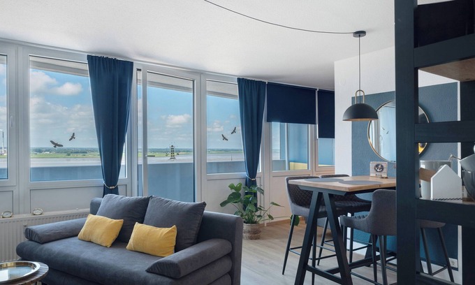 Mitte-Sud Apartment | Apartment 'Clara' with Sea View, Balcony and Wi-Fi
