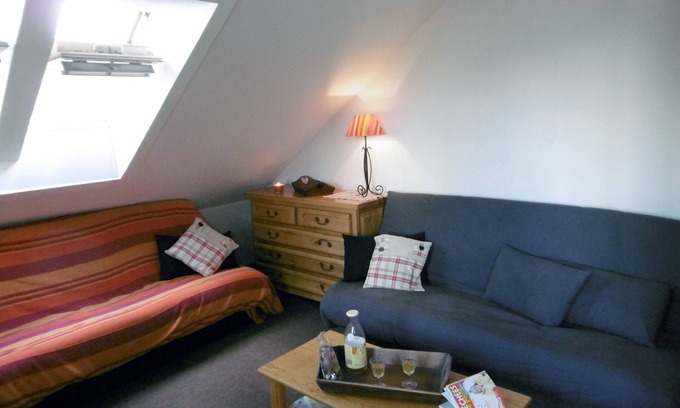 Puy-Saint-Vincent Apartment | Apartment Comfort 6 pers. 47m², at feet of the ski slopes of Puy-Saint-Vincent