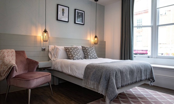 Reading City Centre Apartment | Apartment-Comfort-Ensuite with Shower-City View-Studio Apartment 8