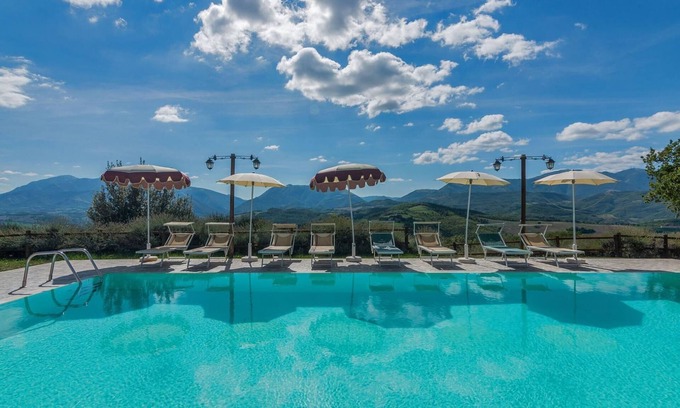 Cagli Apartment | Apartment Corallo 8 - Three Bedroom Apartment, Sleeps 8