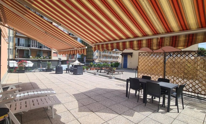 Vado Ligure Apartment | Apartment 'Da Nonna Pina' with Sea View, Private Terrace and Wi-Fi