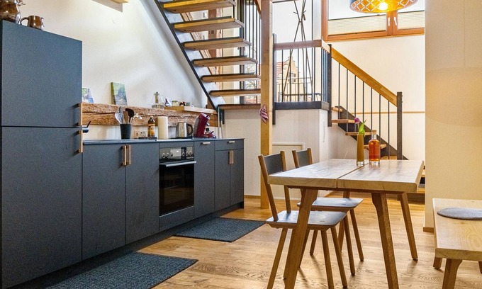 Sankt Georgen Apartment | Apartment 'Freiburg 2' with Shared Terrace, Balcony and Wi-Fi