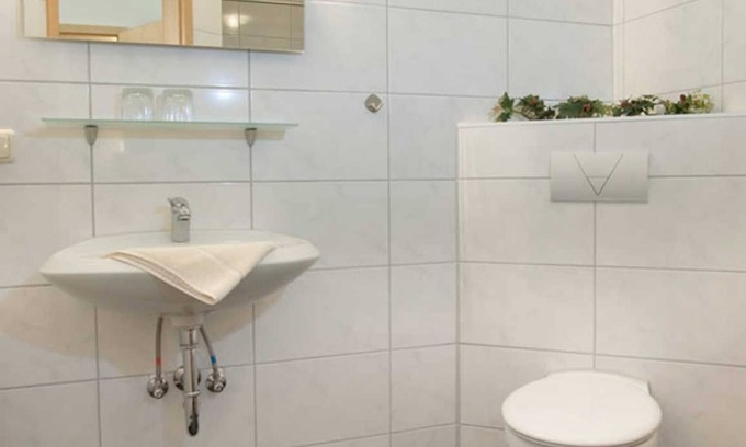 Twielenfleth Apartment | Apartment below - Apartments Schassen