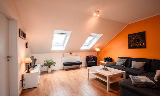 Rettin Apartment | Apartment 4, approx. 60 sqm, balcony - Ferienhaus Viereck