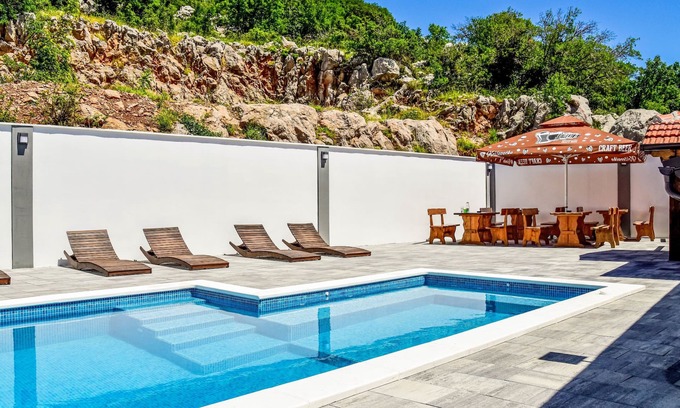 Cesarica Apartment | Apartment Delfin by Interhome