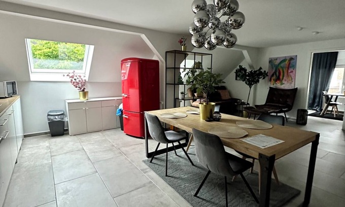 Duisburg Sud Apartment | Apartment 'Deluxe Loftapartement Big Size' with Shared Terrace and Wi-Fi