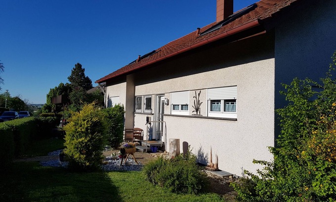 Bretzfeld Apartment | Apartment 'Die Wohnung Stein' with Private Garden, Balcony and Wi-Fi