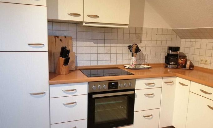 Oberseifersdorf Apartment | Apartment 'Dorfidyle In Oberseifersdorf' with Balcony and Wi-Fi