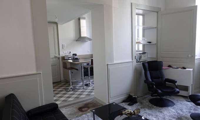 Lons-le-Saunier Apartment | Apartment du Puits Salé