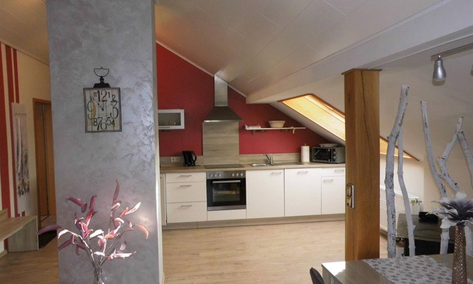 Habscheid Apartment | Apartment Elgas - 4-bed apartment shower /WC, 2 bedrooms