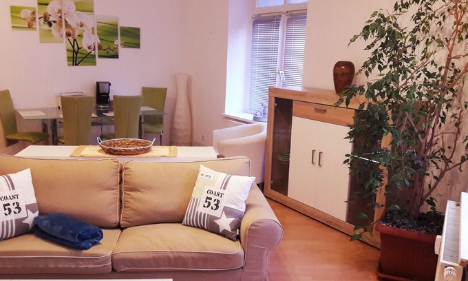 Bruhlervorstadt Apartment | Apartment, Erfurt center, city apartment