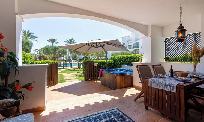 Roldan Apartment | Apartment "Luxury Pool and Spa - Casa Coco" with Pool, Whirlpool & Terraces