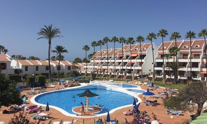 El Madronal Apartment | APARTMENT WITH TERRACE PARK SANTIAGO 2 (2) Surf &Sun