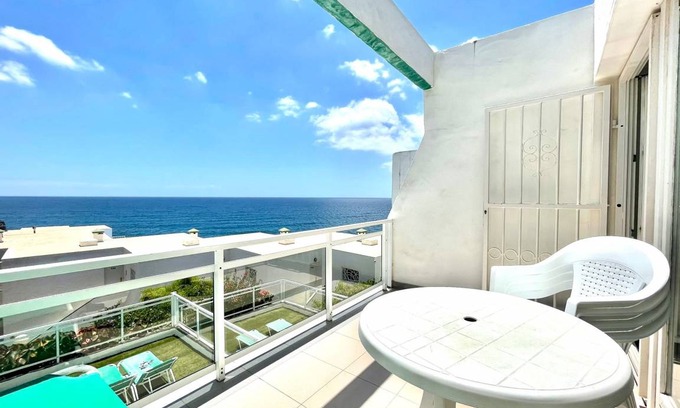 Playa del Aguila Apartment | Apartment, Wifi, pool in Playa del Aguila