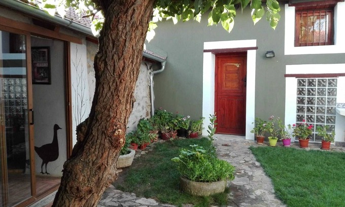 Cebrones del Rio Apartment | Apartment Ainara