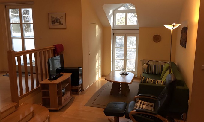 Iphofen Apartment | Apartment 'Eulenturm' with Shared Garden, Balcony and Wi-Fi