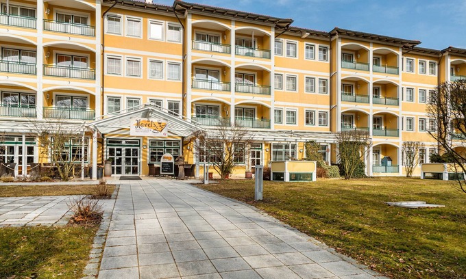 Bad Fuessing Apartment | Apartment 'Europa' with Shared Garden, Balcony and Wi-Fi