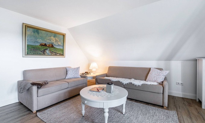 Emmelsbuell-Horsbuell Apartment | Apartment 'Fewo Samson' with Private Terrace, Shared Garden and Wi-Fi