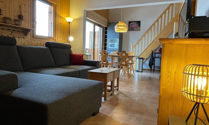 Thollon-les-Memises Apartment | Apartment for 6 persons with magnificant lake view.