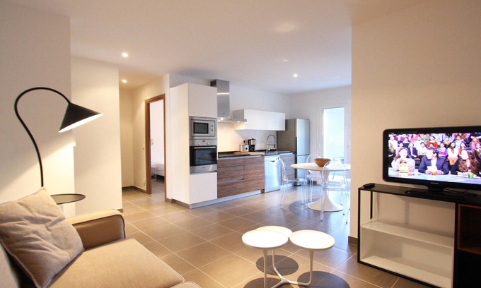 Calvi Apartment | Apartment-F3 60m²-Ensuite with Bath-Apartment-Terrace