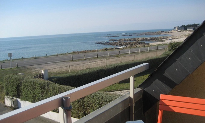 Piriac-sur-Mer Apartment | Apartment facing the sea in Piriac sur Mer. 2023 stage town for the Solitaire du Figaro.
