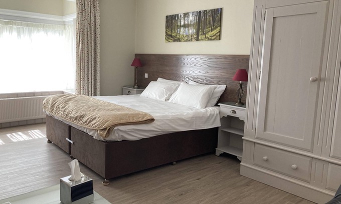 New Forest District Cottage | Apartment family x3 ensuite