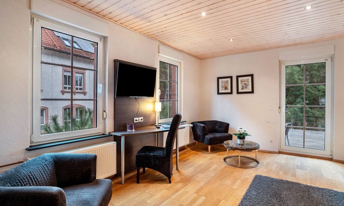 Bad Bergzabern Apartment | Apartment 'Ferienwohnung Luise' with Private Terrace, Balcony and Wi-Fi