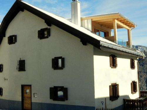 Vaz-Obervaz Apartment | Apartment Ferienhaus Tgioc by Interhome