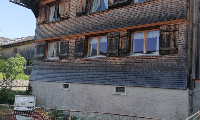 Schwarzenberg Apartment | Apartment 'Ferienwohnung In Altem Bauernhaus' with Mountain View, Private Garden and Wi-Fi